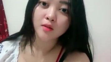 Olive Show Belahan Cantik Mempesona